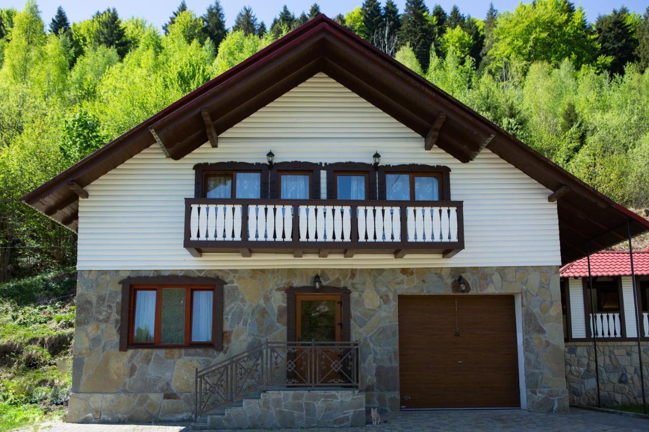 Kamyanka Villa Yaremche Exterior photo